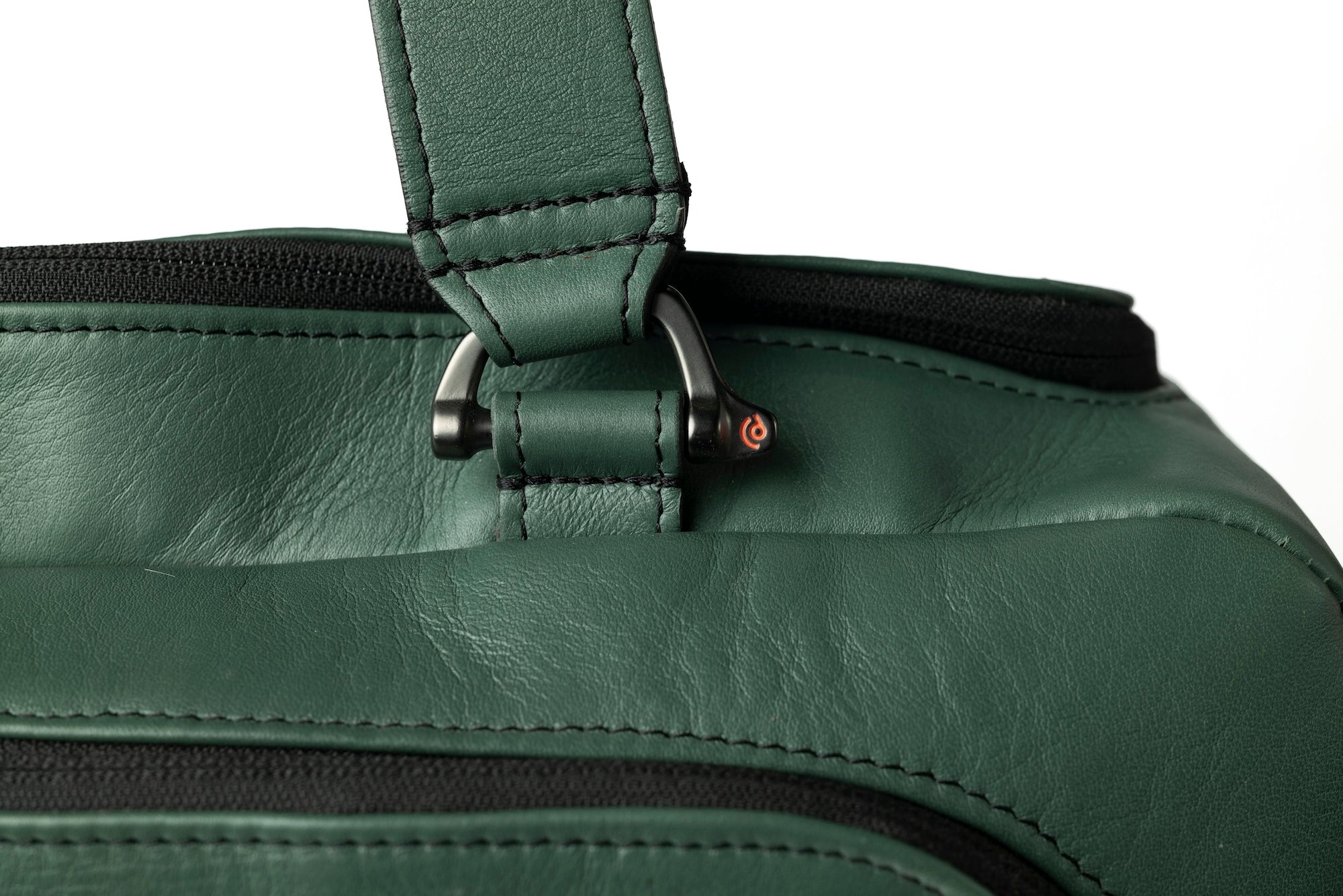 Meyers Manx x Discommon Goods Weekender