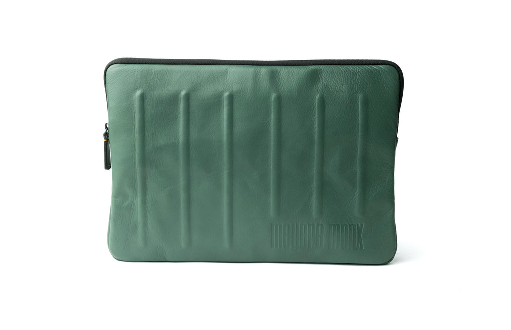 Meyers Manx x Discommon Goods Laptop Sleeve